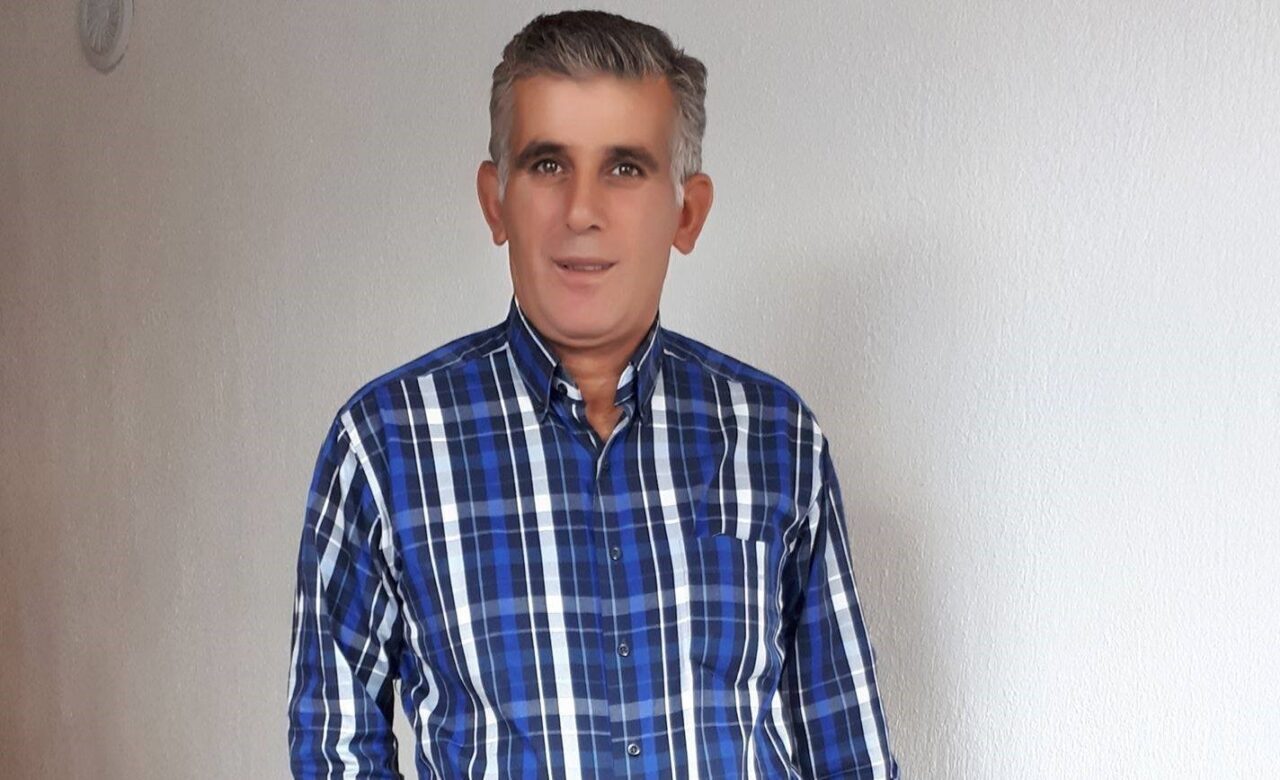 Konya’nın Beyşehir ilçesinde traktörün altında kalan çiftçi hayatını kaybetti.