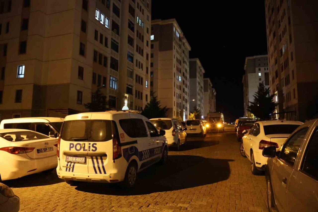 Nevşehir’de kendisinden haber alınamayan üniversite öğrencisi yaşadığı evde ölü bulundu.