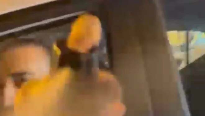 İstanbul’un ilçesi Üsküdar’ın Kısıklı Caddesi’nde trafikte tartıştığı kadının yüzüne biber