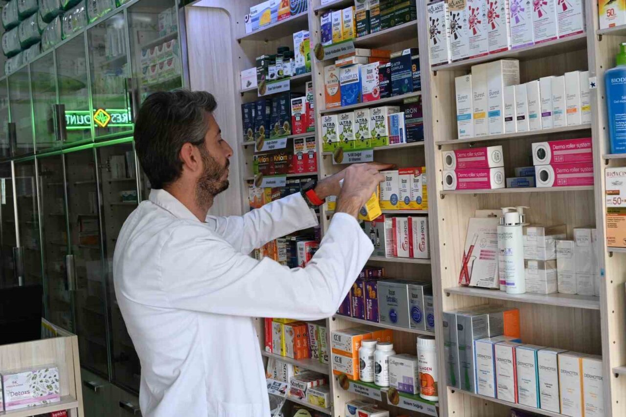 Eczacı Necmi Yılmaz, yapay zekadan alınan ilaç önerilerinin kişiye özel