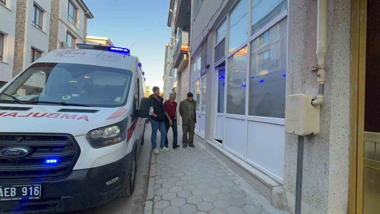 Eskişehir’de inşaatta bekçilik yapan 72 yaşındaki adam, boş bir dükkanda