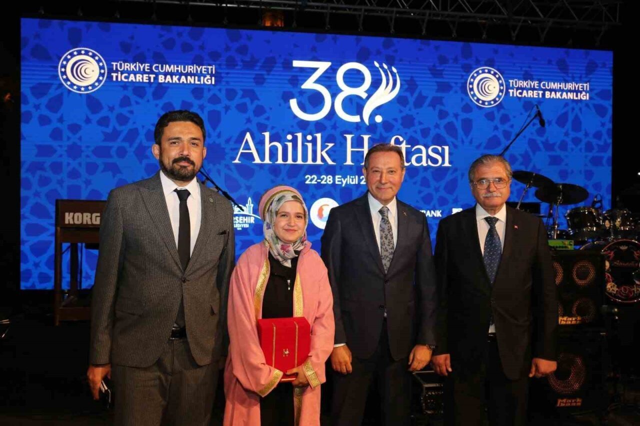 Konya Esnaf ve Sanatkarlar Odaları Birliği (KONESOB) Başkanı Muharrem Karabacak,