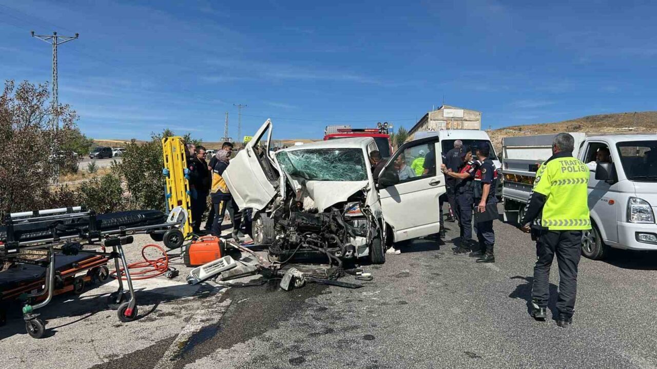 Yozgat’ta meydana gelen trafik kazasında 5 kişi yaralandı.