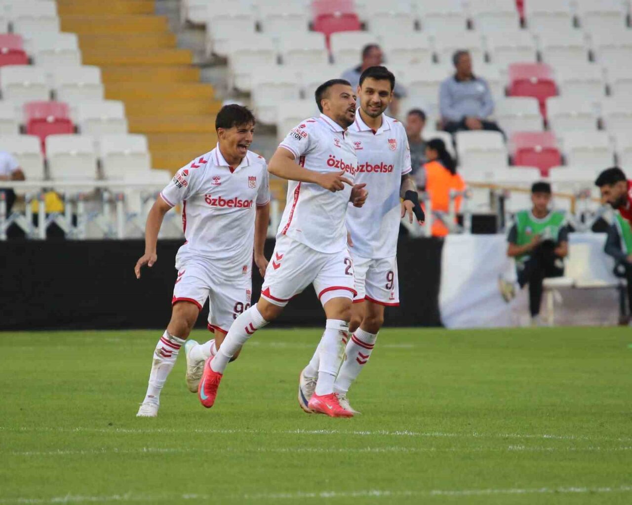 Trendyol 1. Lig ekiplerinden Özbelsan Sivasspor, Ziraat Türkiye Kupası 2.