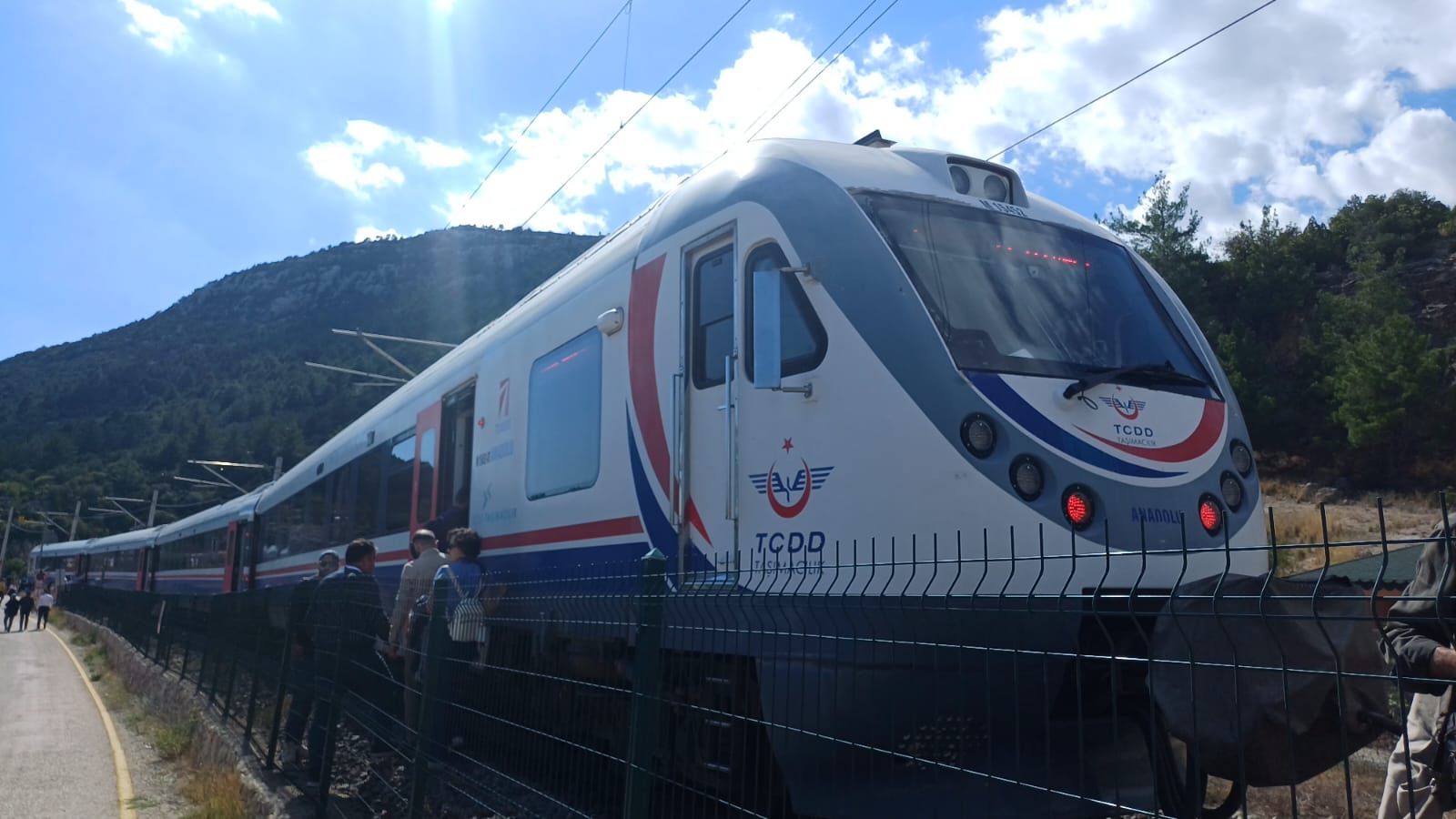 Adana’da bu yıl “Kuşaktan Kuşağa” temasıyla düzenlenen 9. Uluslararası Adana