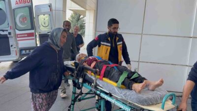 Aksaray’da elektrikli bisiklet ile belediyenin su arıza minibüsünün çarpışması sonucu