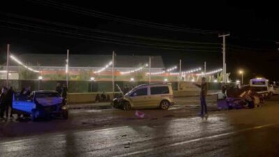 Çankırı’da 2 otomobil ve 1 hafif ticari aracın karıştığı zincirleme