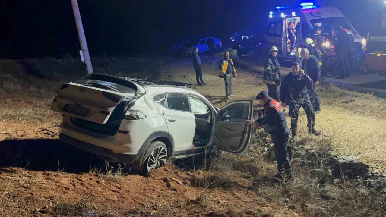 Eskişehir’de 18 yaşından küçük kızın kullandığı iddia edilen otomobil kontrolden