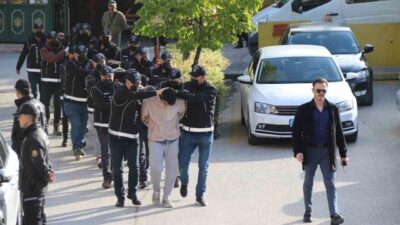 Eskişehir’de yapılan eş zamanlı uyuşturucu operasyonunda yakalanan 11 kişiden 9’u