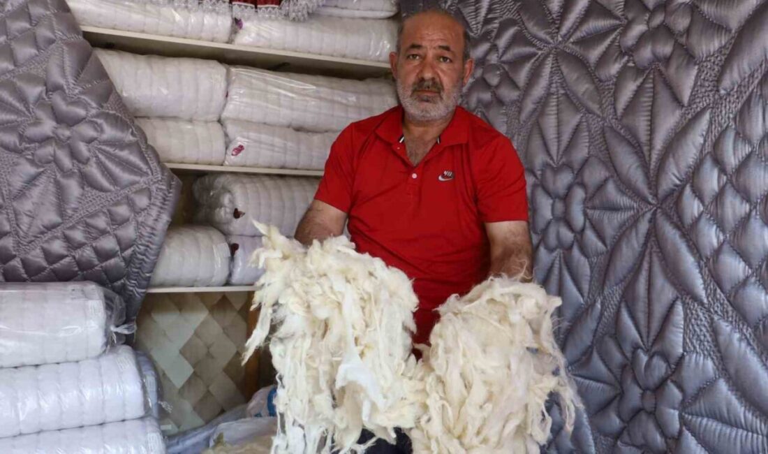 Sivas’ta havaların soğumasıyla birlikte vatandaşlar kış hazırlıklarına başladı, elyaf yorganların