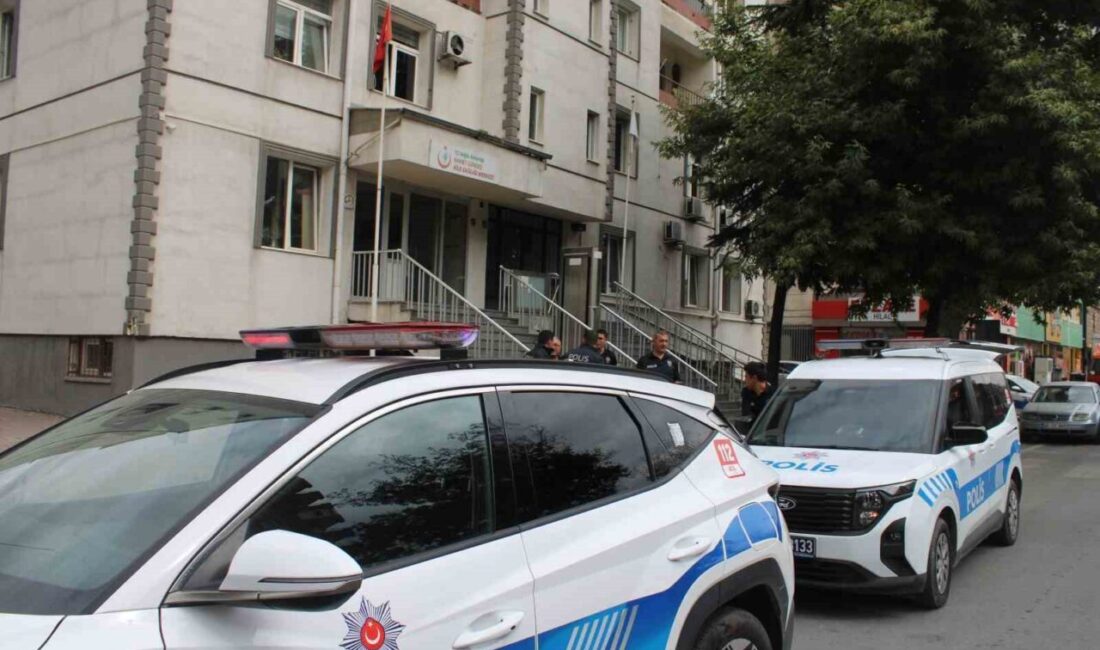 Kayseri’nin Melikgazi ilçesinde aile sağlığı merkezinde hastalar arasında çıkan sıra