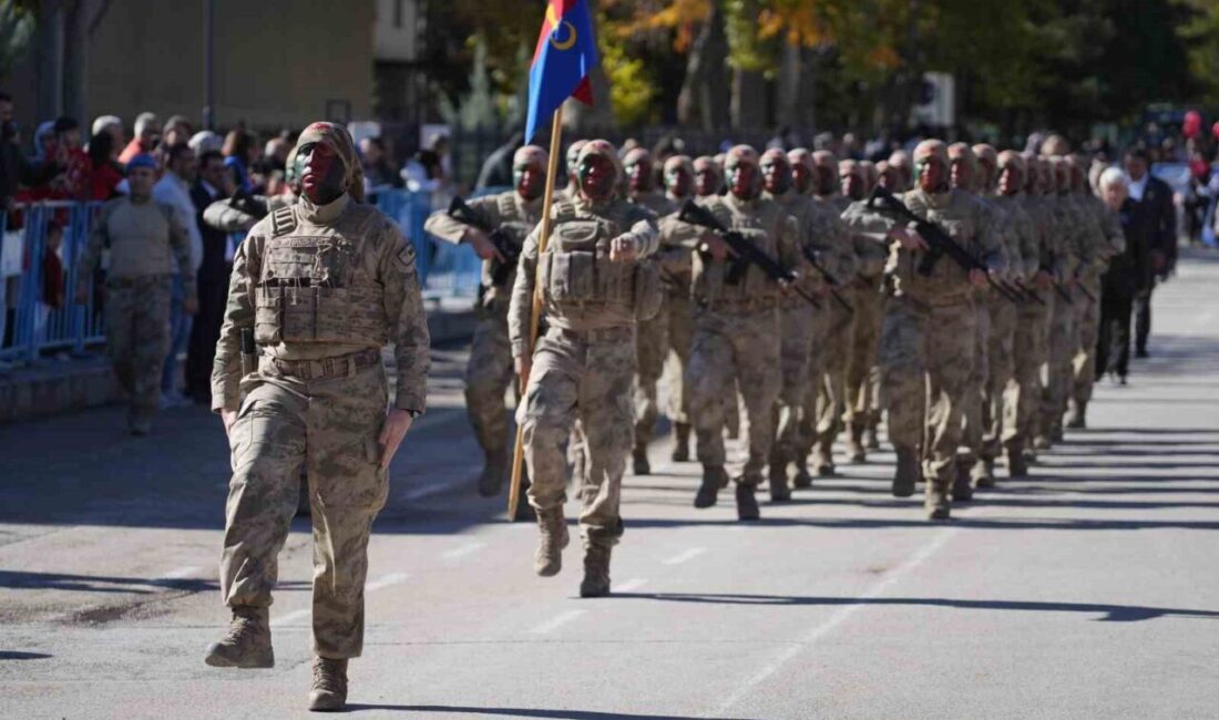 Kırıkkale’de 29 Ekim Cumhuriyet Bayramı düzenlenen törende coşkuyla kutlandı.