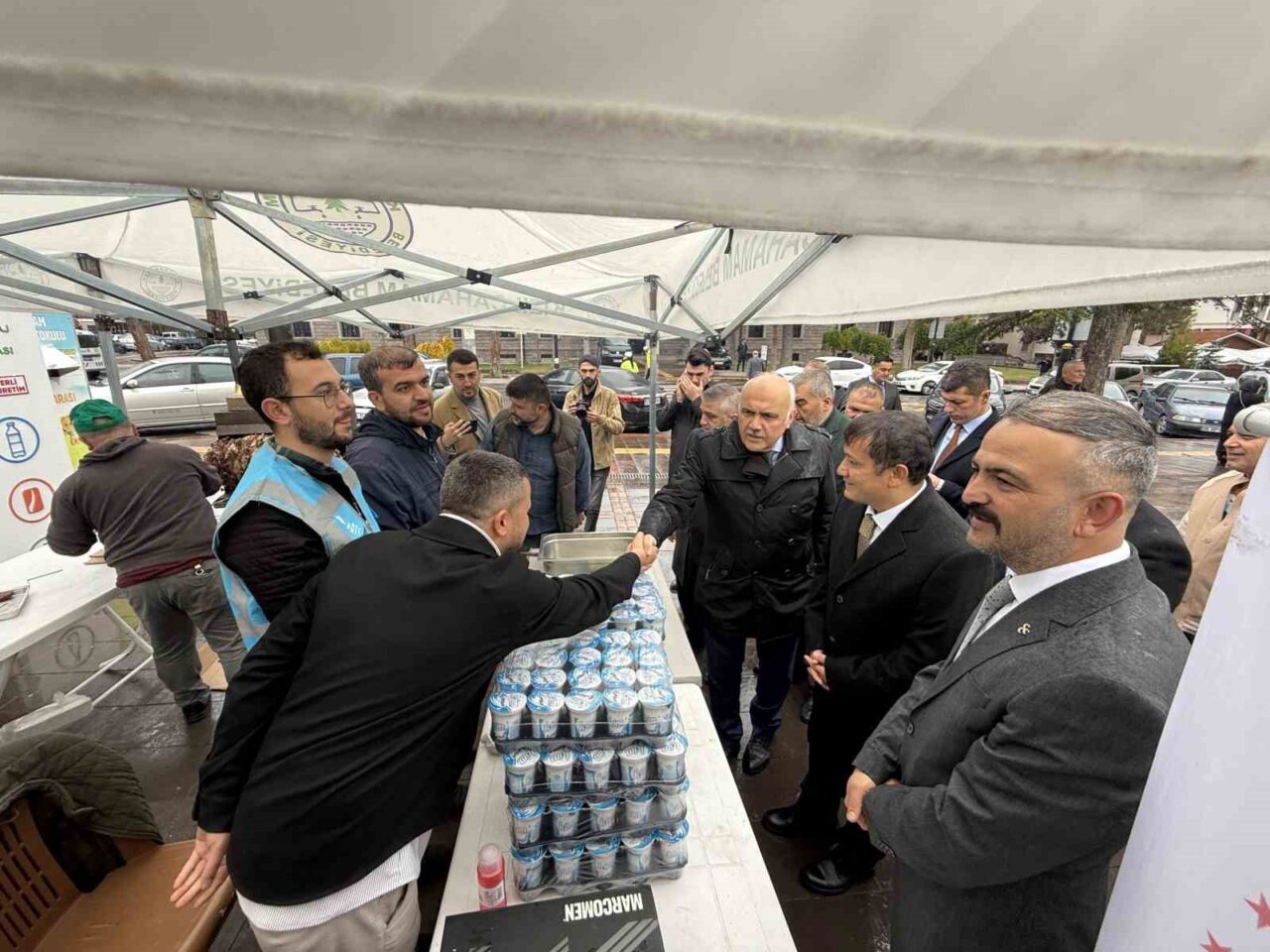Ankara’nın Kızılcahamam ilçesinde "Kızılcahamam’dan Gazze’ye Kardeşlik Köprüsü" adı altında hayır