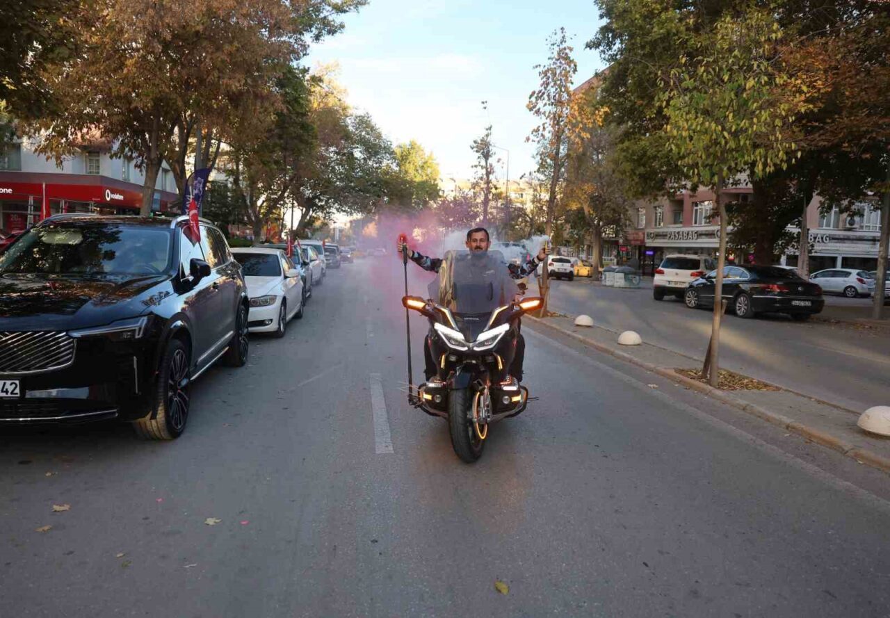 Konya’da babasıyla beraber motosikletle umreye gitme hayali olan adam, babasının