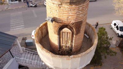 Yozgat’ın Çandır ilçesinde asırlardır ayakta kalan tarihi Şahruh Bey Mescidi’ne