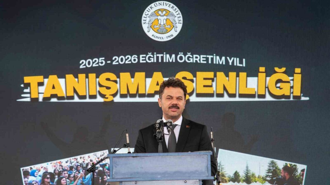 Selçuk Üniversitesi tarafından düzenlenen "2025-2026 Eğitim Öğretim Yılı Tanışma Şenliği"
