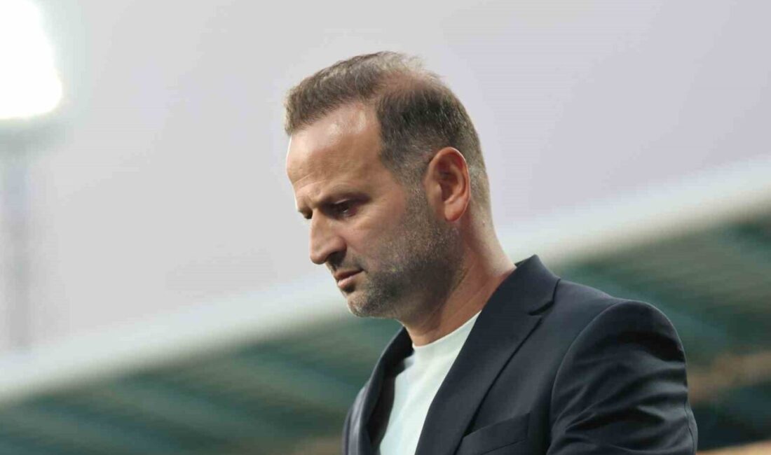 Sivasspor’da kötü gidişatın ardından Teknik Direktör Osman Zeki Korkmaz ile