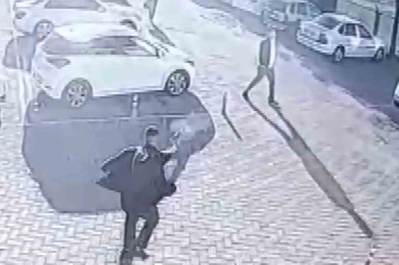 Aksaray’da otobüs firması sahibine yönelik gerçekleştirilen silahlı saldırının altından yakalanan