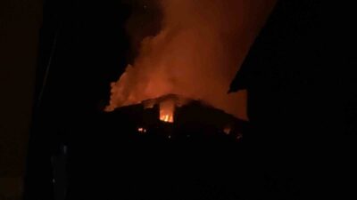 Çankırı’da çıkan yangında 1 ev kullanılamaz hale geldi.