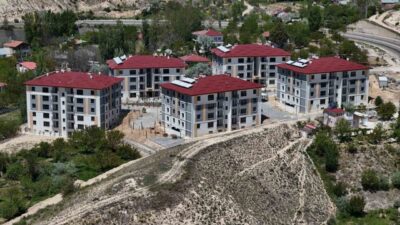 Kahramanmaraş merkezli 6 Şubat depremlerinden etkilenen Sivas’ın Gürün ilçesinde 1.