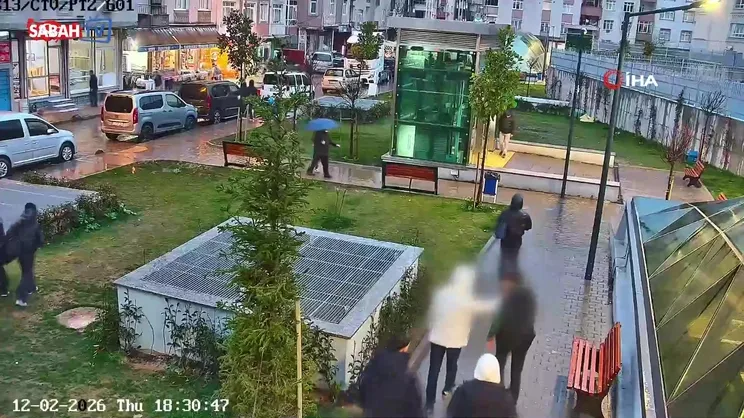 Bağcılar’da metro çıkışı darbedilen çocuğu kurtarmak isterken bıçaklanan Oğuzhan Çöpür’ün