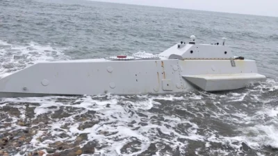 Ordu’nun Ünye ilçesinde sahile vuran şüpheli cisim paniğe neden oldu.