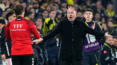Süper Lig’de Fenerbahçe’ye 1-0 mağlup olan Beşiktaş’ta teknik direktör Sergen