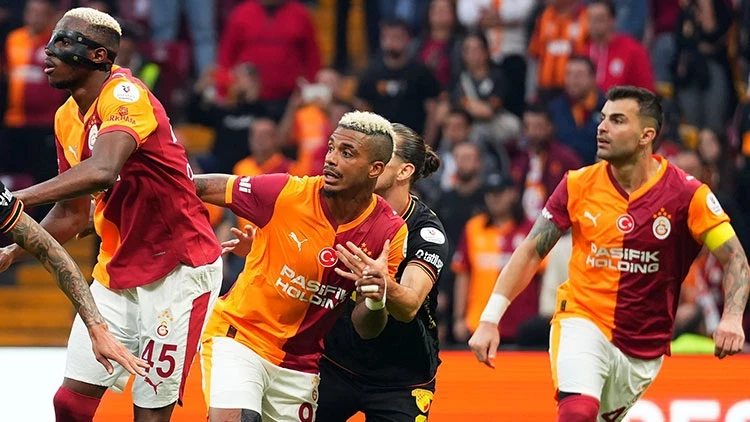 Trendyol Süper Lig’in 27. haftasından ertelenen karşılaşmada Galatasaray, 8 Nisan