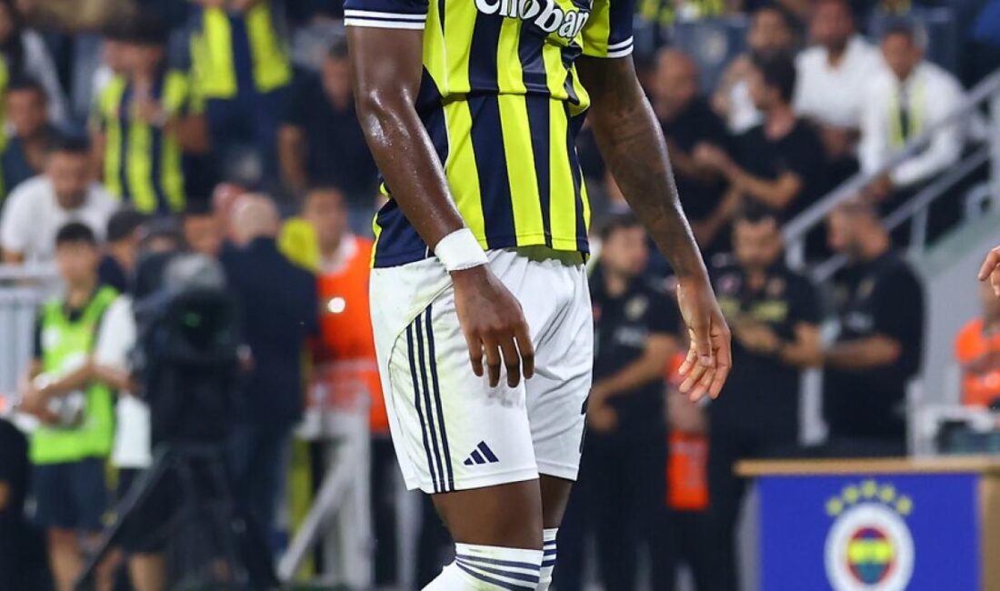 Fenerbahçe'nin eski futbolcusu Jhon Duran'ın Galatasaray'a haber yolladığı ve sarı-kırmızılı