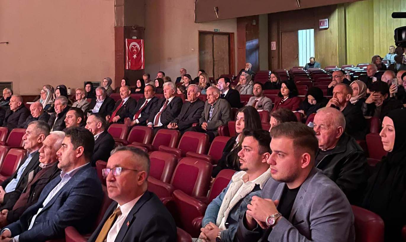 Gostivar Kültür Evi’nde gerçekleştirilen Türk Milli Birlik Hareketi (TMBH) anma