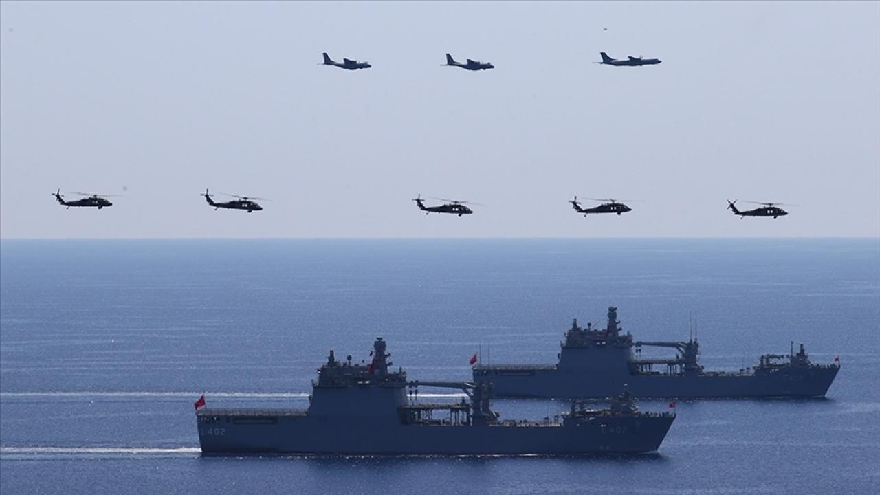 Türkiye'nin savunma sanayi alanında hayata geçirdiği projeleri yakından takip eden