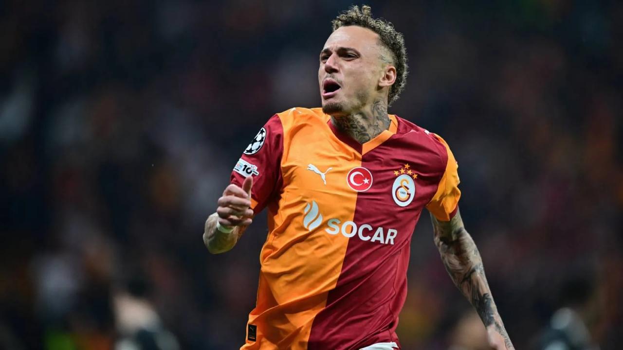 Devre arasında Galatasaray'a transfer olan ve lig şampiyonluğu yaşayan Noa
