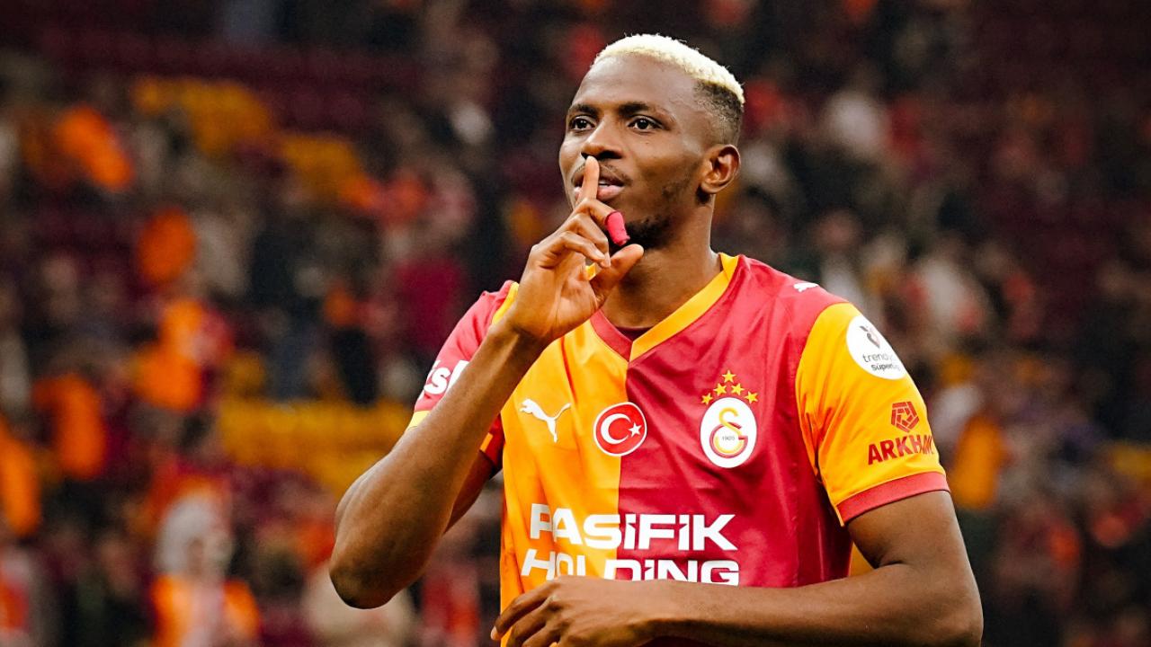 Victor Osimhen, Galatasaray'da üst üste ikinci Süper Lig şampiyonluğunu yaşadı.