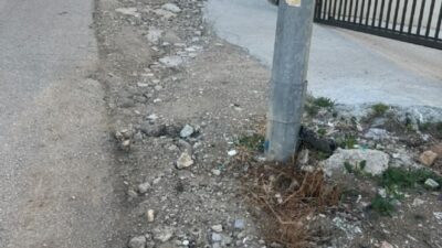 Ankara'nın en yoğun bölgelerinden olan Dikmen'de yolların durumu, mahalle sakinlerini