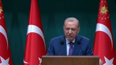 Cumhurbaşkanı Recep Tayyip Erdoğan, Cumhurbaşkanlığı Külliyesi'ndeki Kabine Toplantısı'nın ardından açıklamalarda