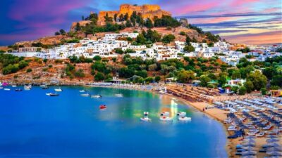 Yunanistan'ın turizm adalarında derinleşen su krizi nedeniyle olağanüstü hal ilan