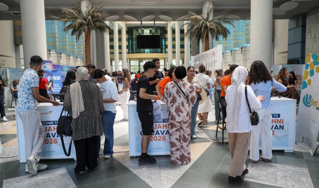 Başkent Tunus'ta düzenlenen eğitim fuarında Türk üniversiteleri lisans ve lisansüstü