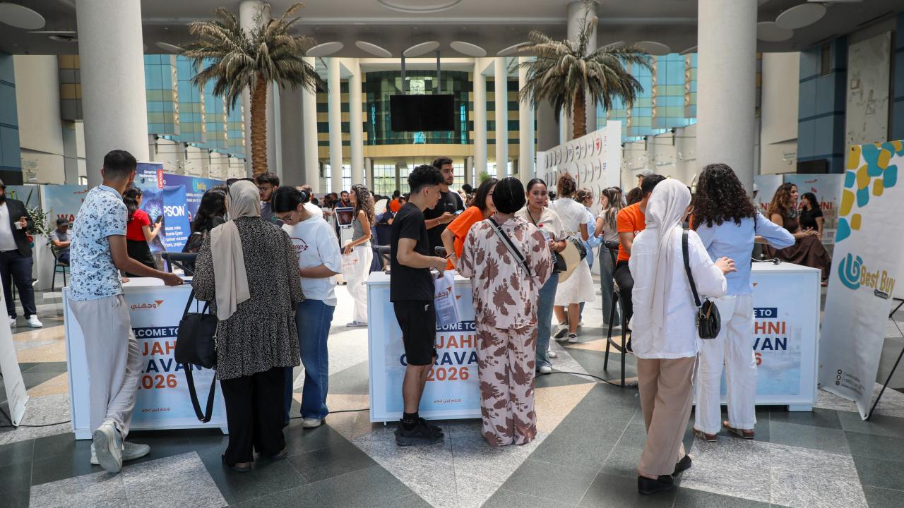 Başkent Tunus'ta düzenlenen eğitim fuarında Türk üniversiteleri lisans ve lisansüstü